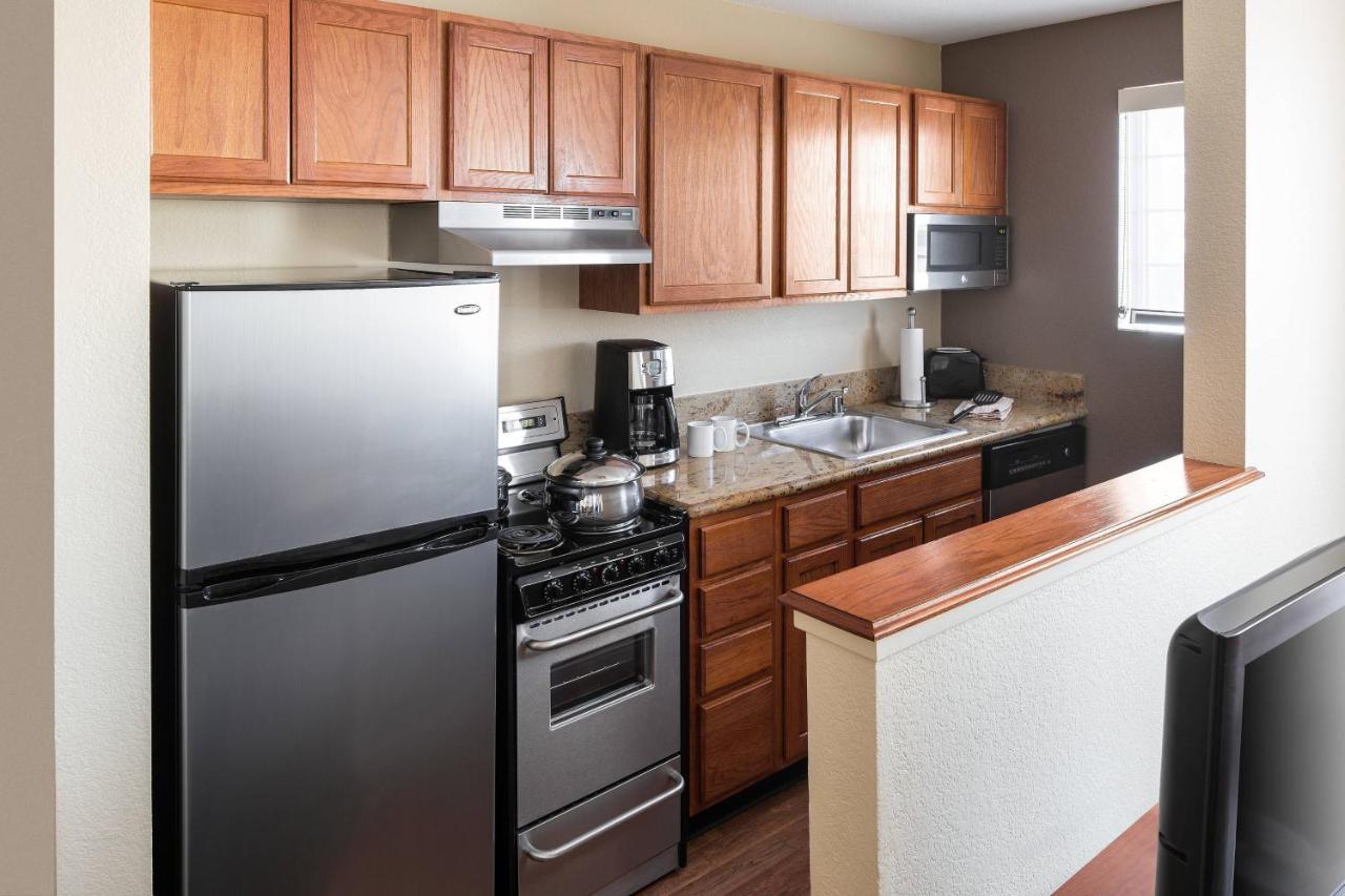 Towneplace Suites Los Angeles Lax Manhattan Beach Хоторн Екстериор снимка