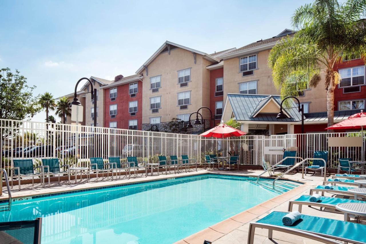 Towneplace Suites Los Angeles Lax Manhattan Beach Хоторн Екстериор снимка